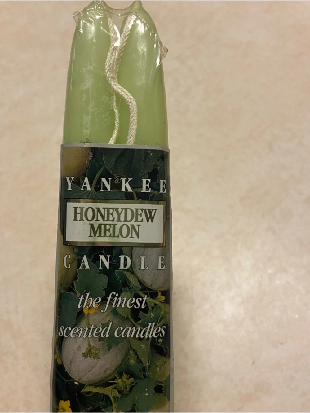 Yankee Candle Honeydew Melon Taper Candles Green 8” Rare Vintage Home Decor